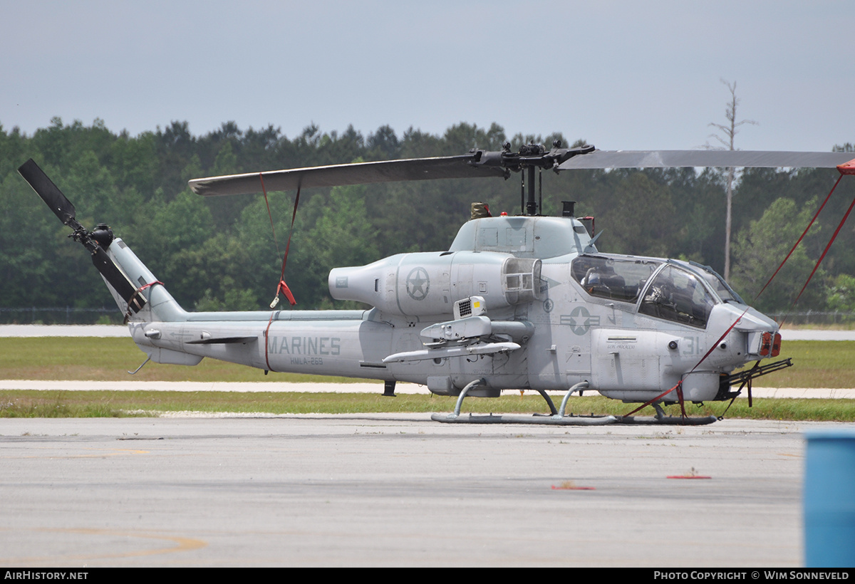 Aircraft Photo of 165393 | Bell AH-1W Super Cobra (209) | USA - Marines | AirHistory.net #672280