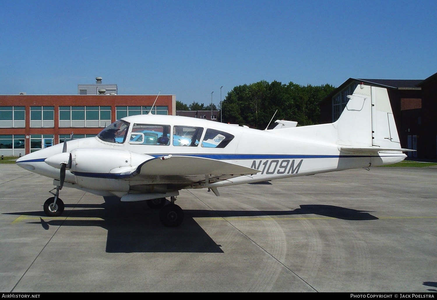 Aircraft Photo of N109M | Piper PA-23 Apache/Seguin Geronimo | AirHistory.net #672316