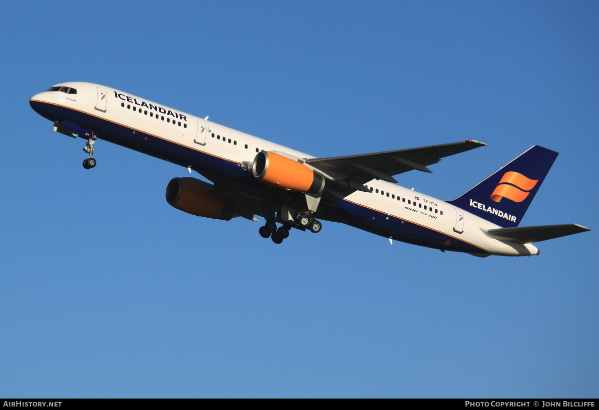 Aircraft Photo of TF-ISV | Boeing 757-256 | Icelandair | AirHistory.net #672407