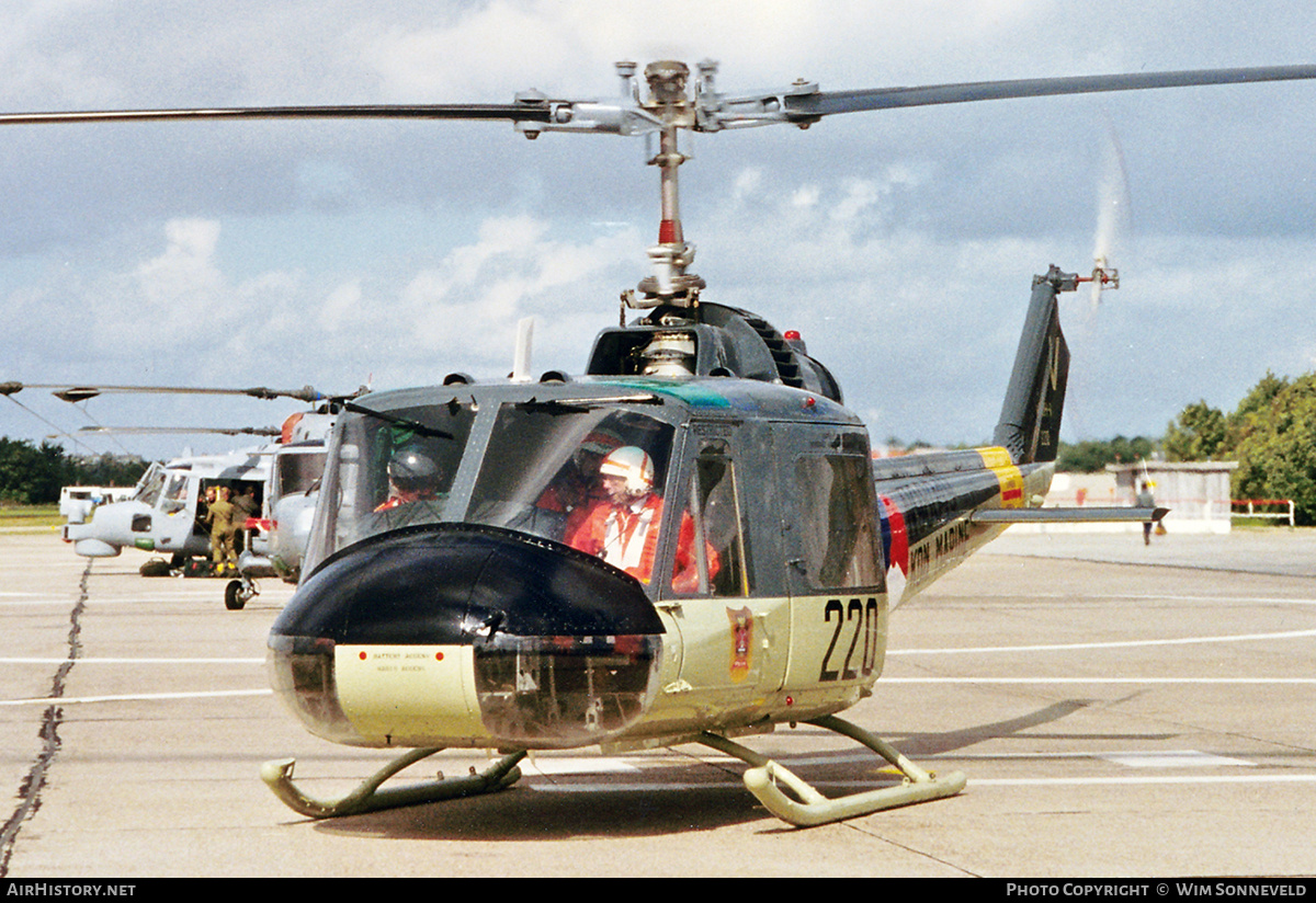 Aircraft Photo of N98049 / 220 | Bell UH-1B Iroquois | Netherlands - Navy | AirHistory.net #672430