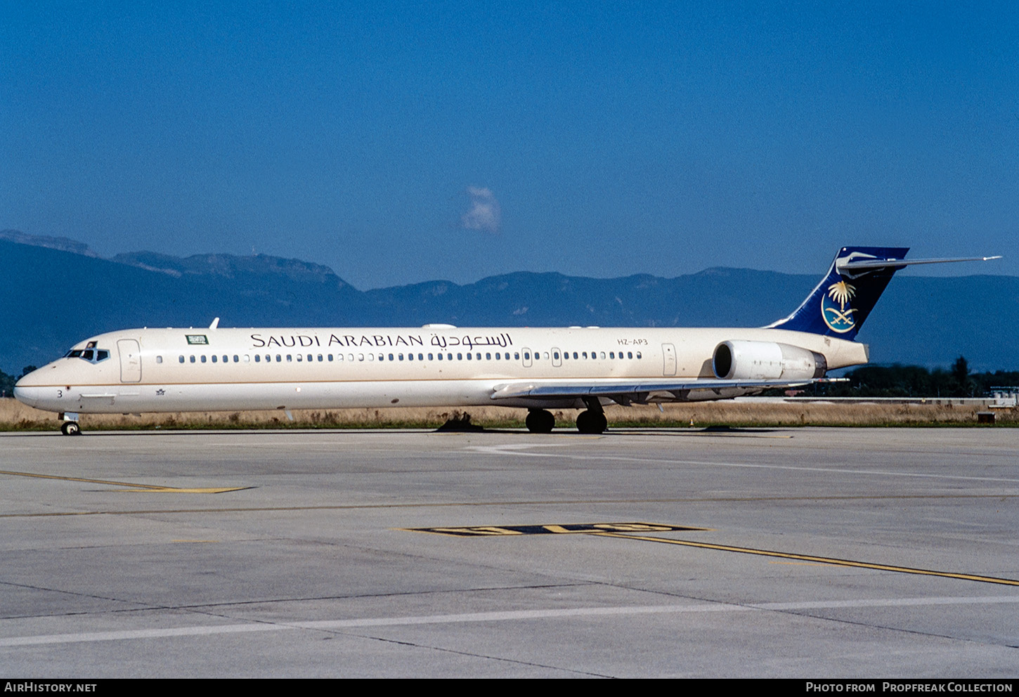 Aircraft Photo of HZ-AP3 | McDonnell Douglas MD-90-30 | Saudi Arabian Airlines | AirHistory.net #672434