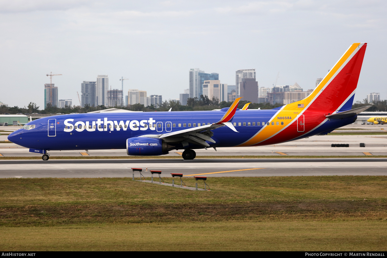 Aircraft Photo of N8658A | Boeing 737-8H4 | Southwest Airlines | AirHistory.net #672469