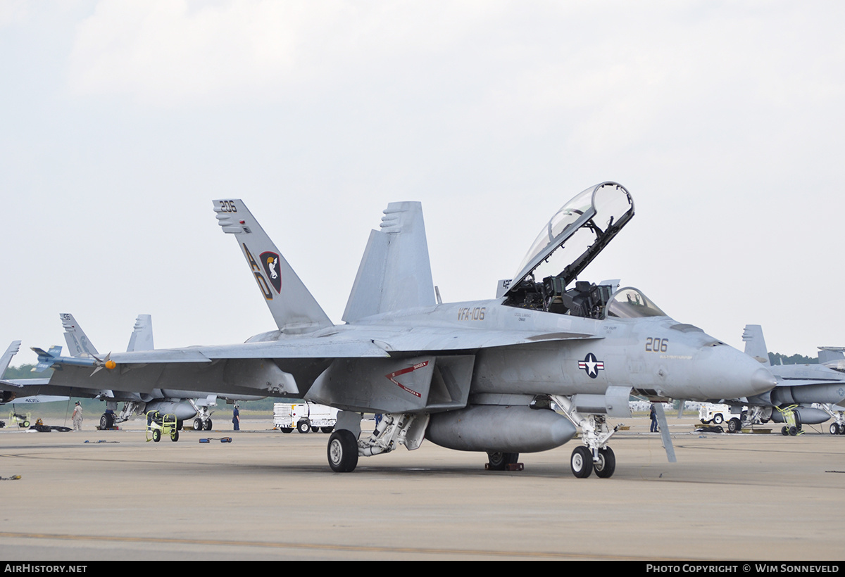 Aircraft Photo of 166467 | Boeing F/A-18F Super Hornet | USA - Navy | AirHistory.net #672474
