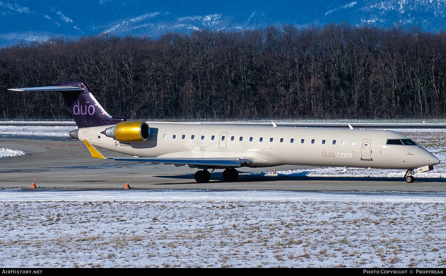 Aircraft Photo of G-DUOD | Bombardier CRJ-701ER (CL-600-2C10) | Duo Airways | AirHistory.net #672485