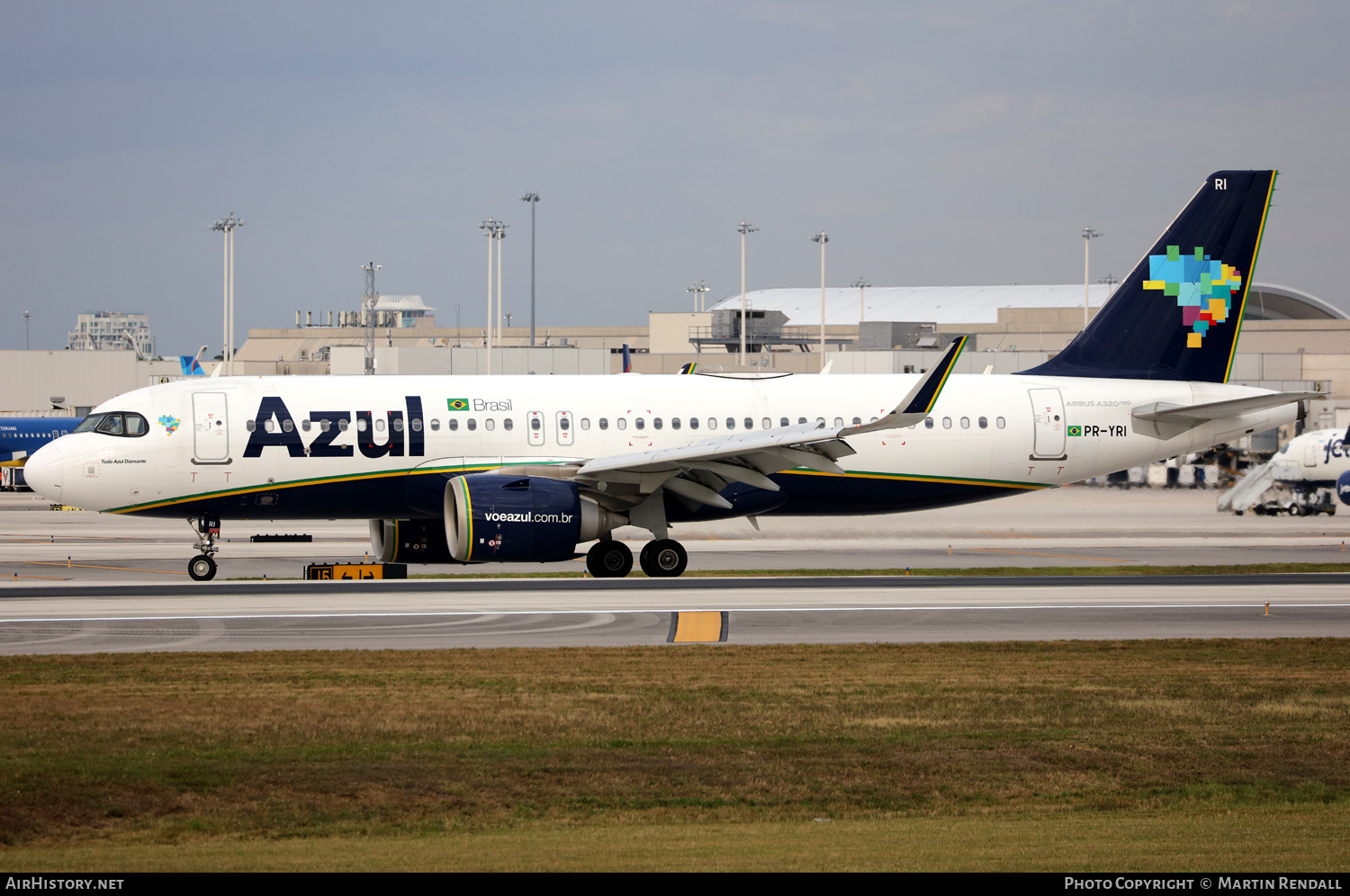 Aircraft Photo of PR-YRI | Airbus A320-251N | Azul Linhas Aéreas Brasileiras | AirHistory.net #672533