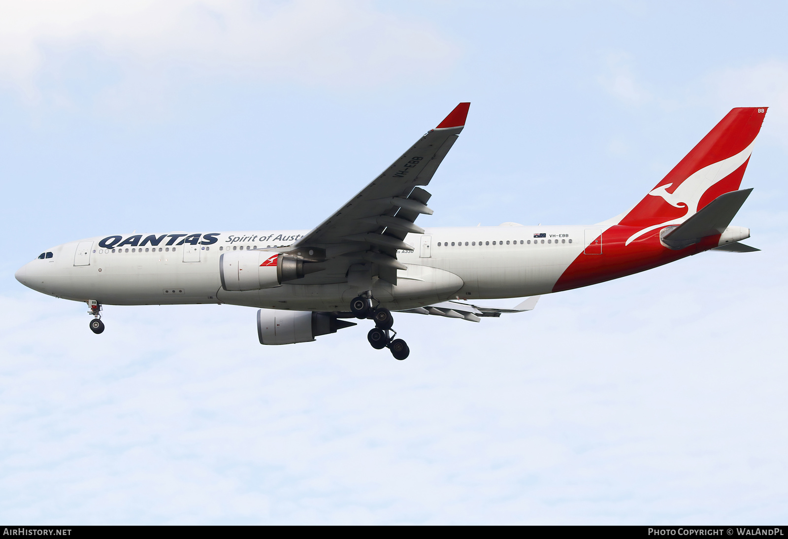 Aircraft Photo of VH-EBB | Airbus A330-202 | Qantas | AirHistory.net #672585