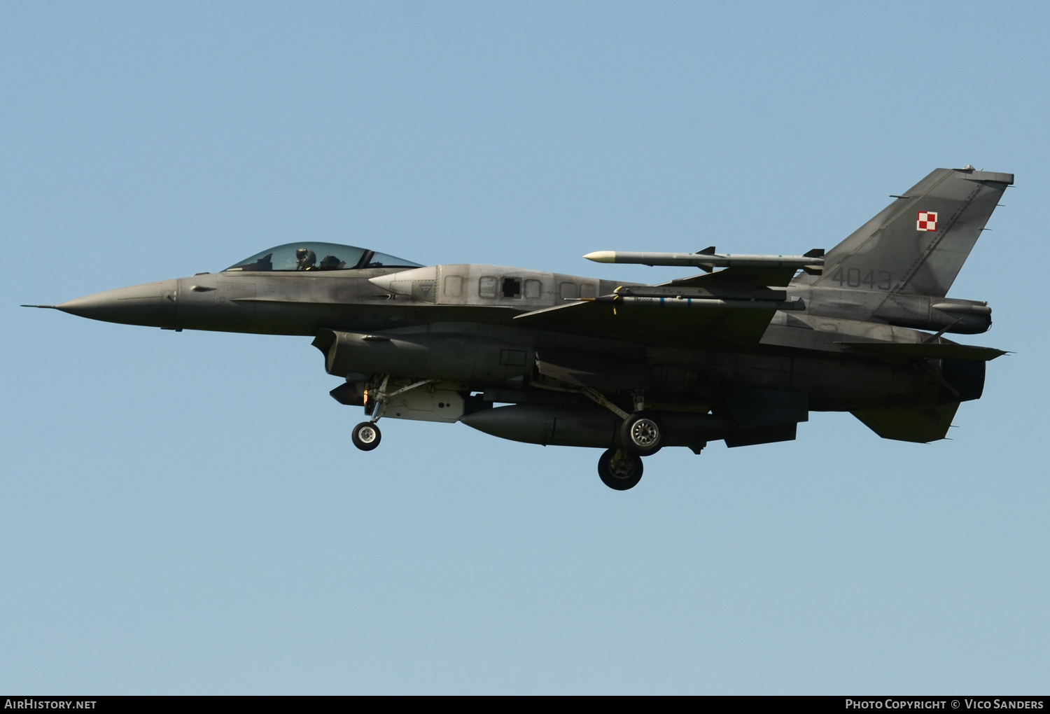 Aircraft Photo of 4043 | Lockheed Martin F-16C Fighting Falcon | Poland - Air Force | AirHistory.net #672630