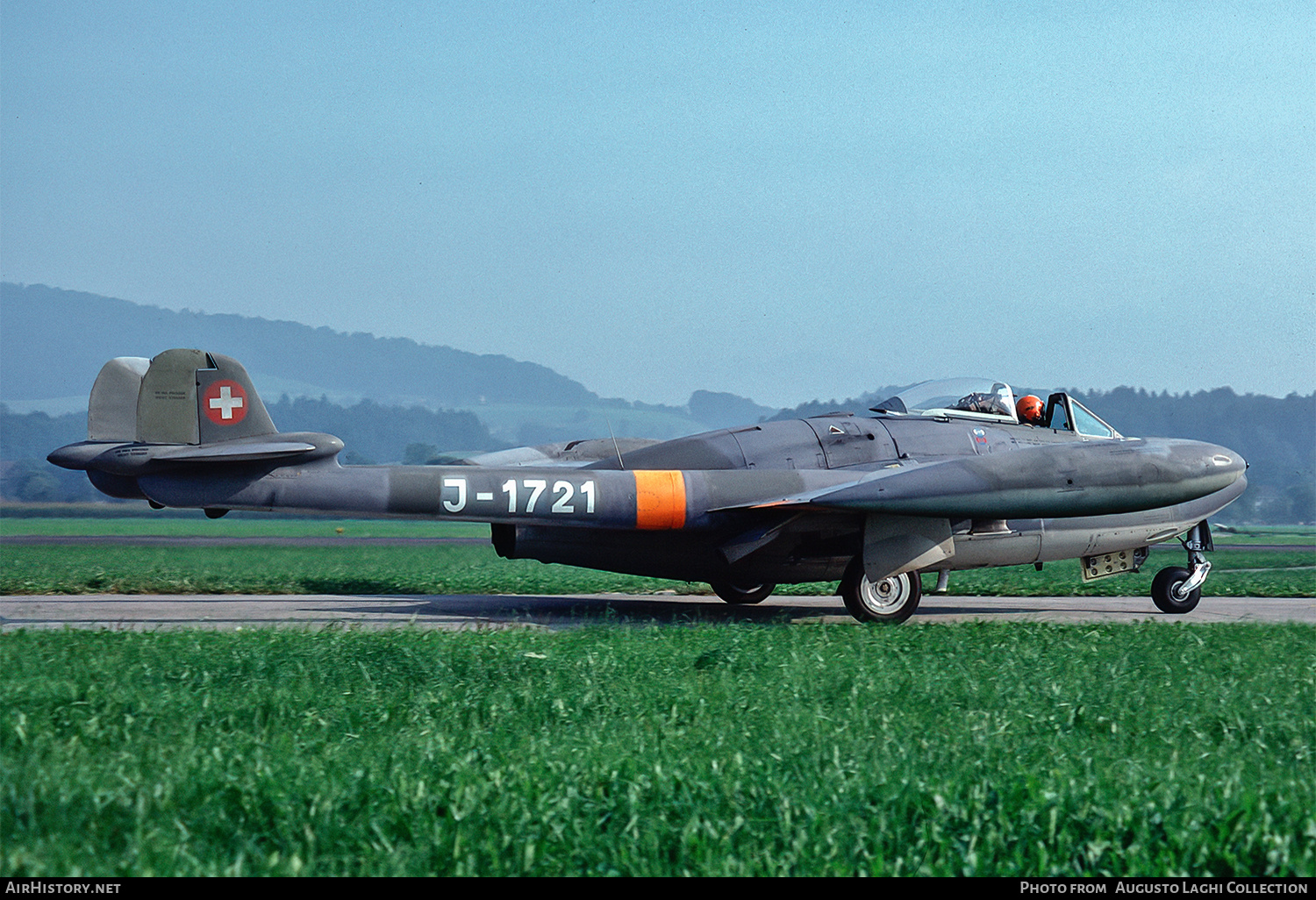 Aircraft Photo of J-1721 | De Havilland D.H. 112 Venom FB54 | Switzerland - Air Force | AirHistory.net #672647