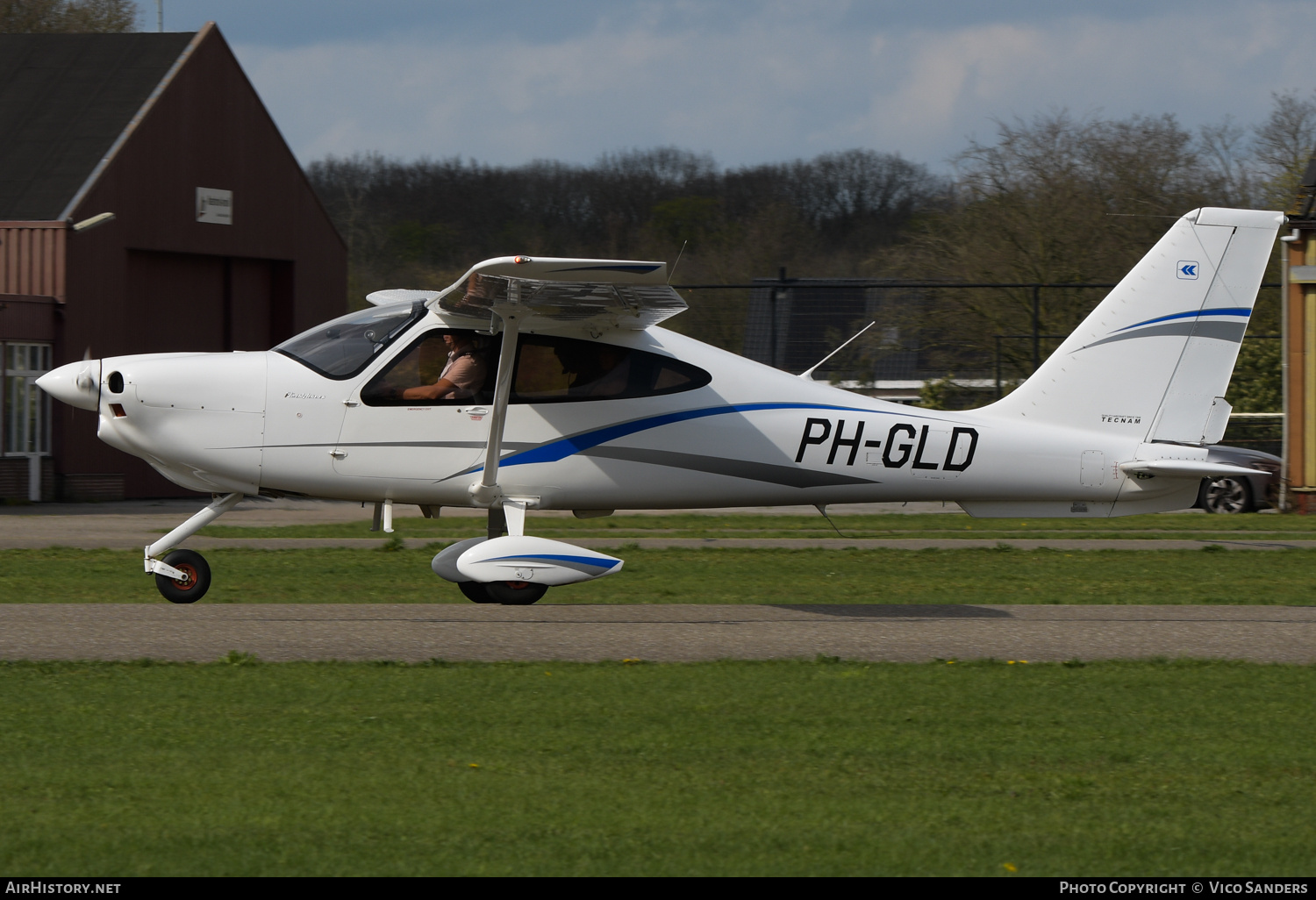 Aircraft Photo of PH-GLD | Tecnam P-2010 Mk.II | AirHistory.net #672693