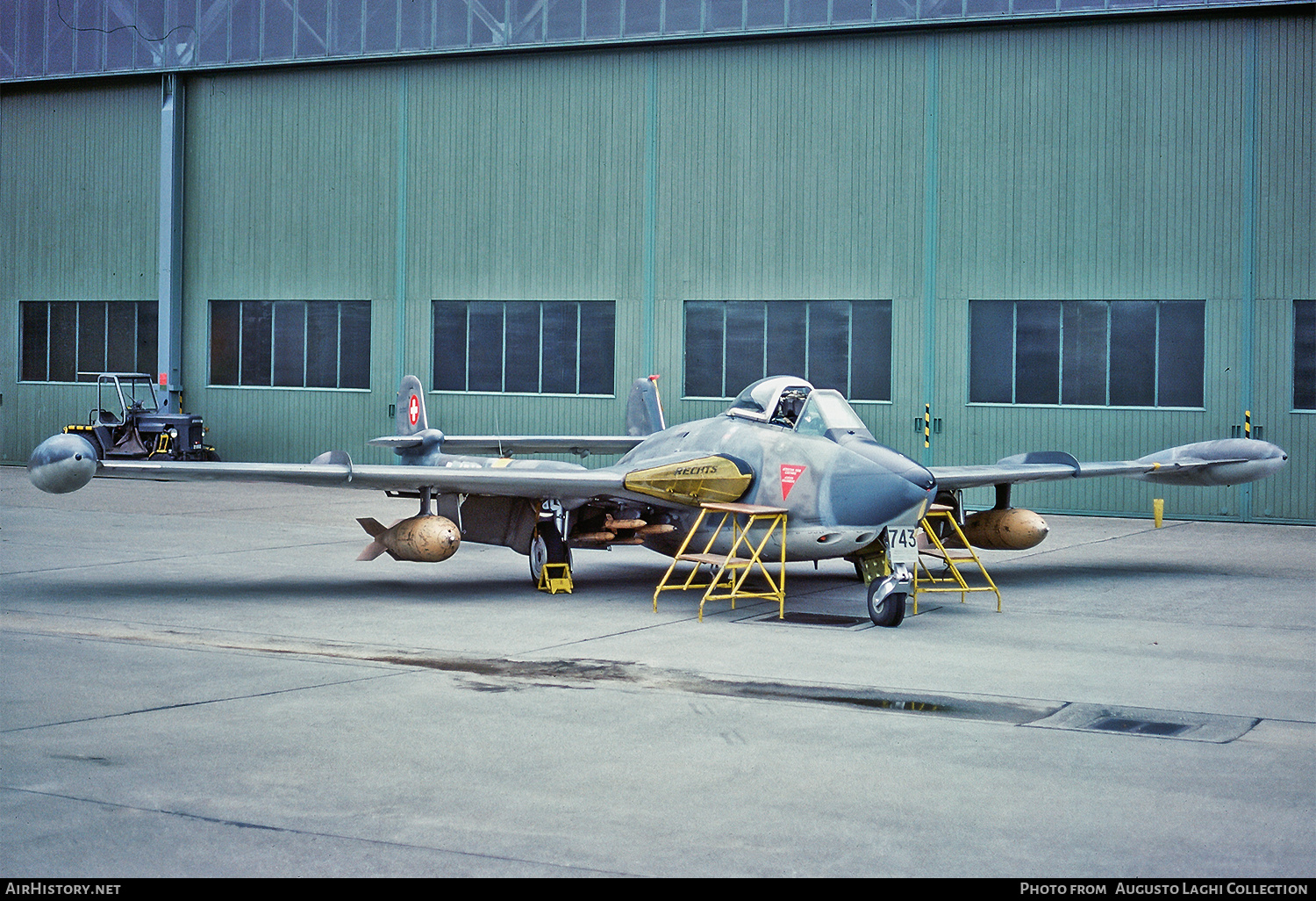 Aircraft Photo of J-1743 | De Havilland D.H. 112 Venom FB54 | Switzerland - Air Force | AirHistory.net #672794