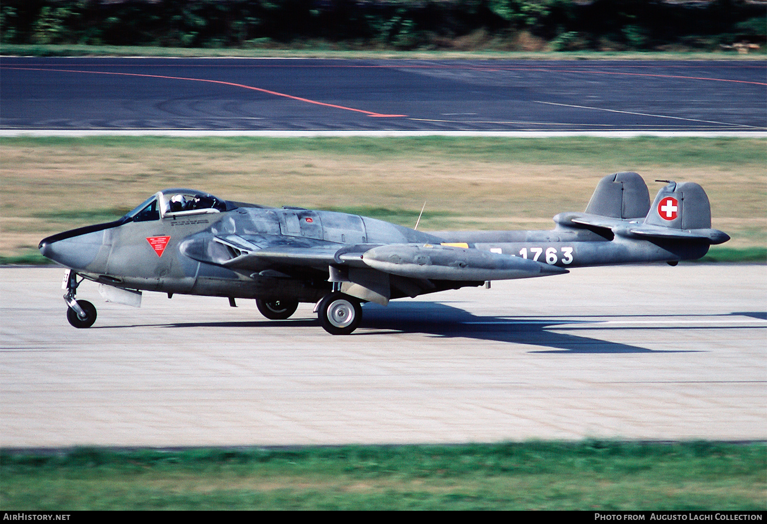 Aircraft Photo of J-1763 | De Havilland D.H. 112 Venom FB54 | Switzerland - Air Force | AirHistory.net #672819