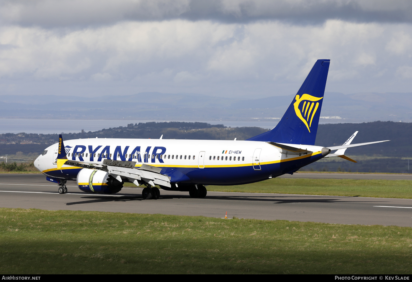 Aircraft Photo of EI-HEW | Boeing 737-8200 Max 200 | Ryanair | AirHistory.net #672837