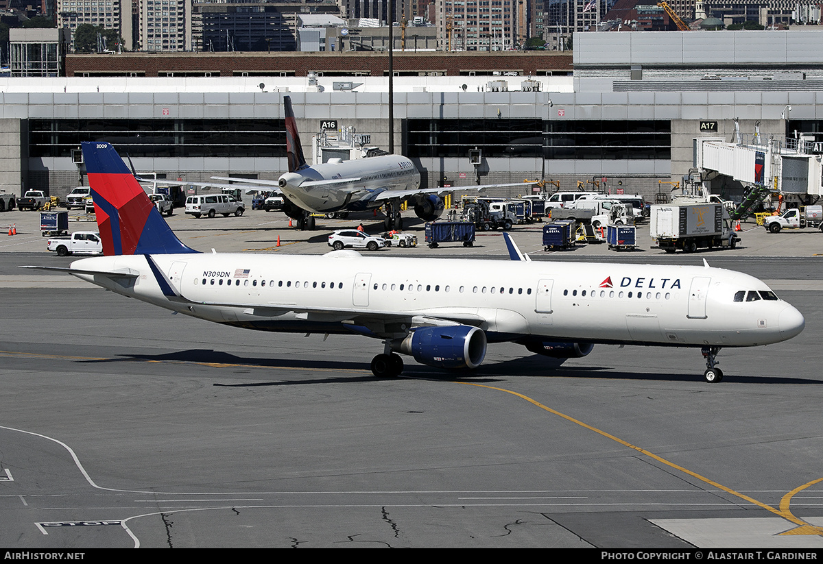Aircraft Photo of N309DN | Airbus A321-211 | Delta Air Lines | AirHistory.net #672890
