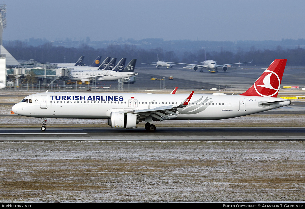 Aircraft Photo of TC-LTI | Airbus A321-271NX | Turkish Airlines | AirHistory.net #672935