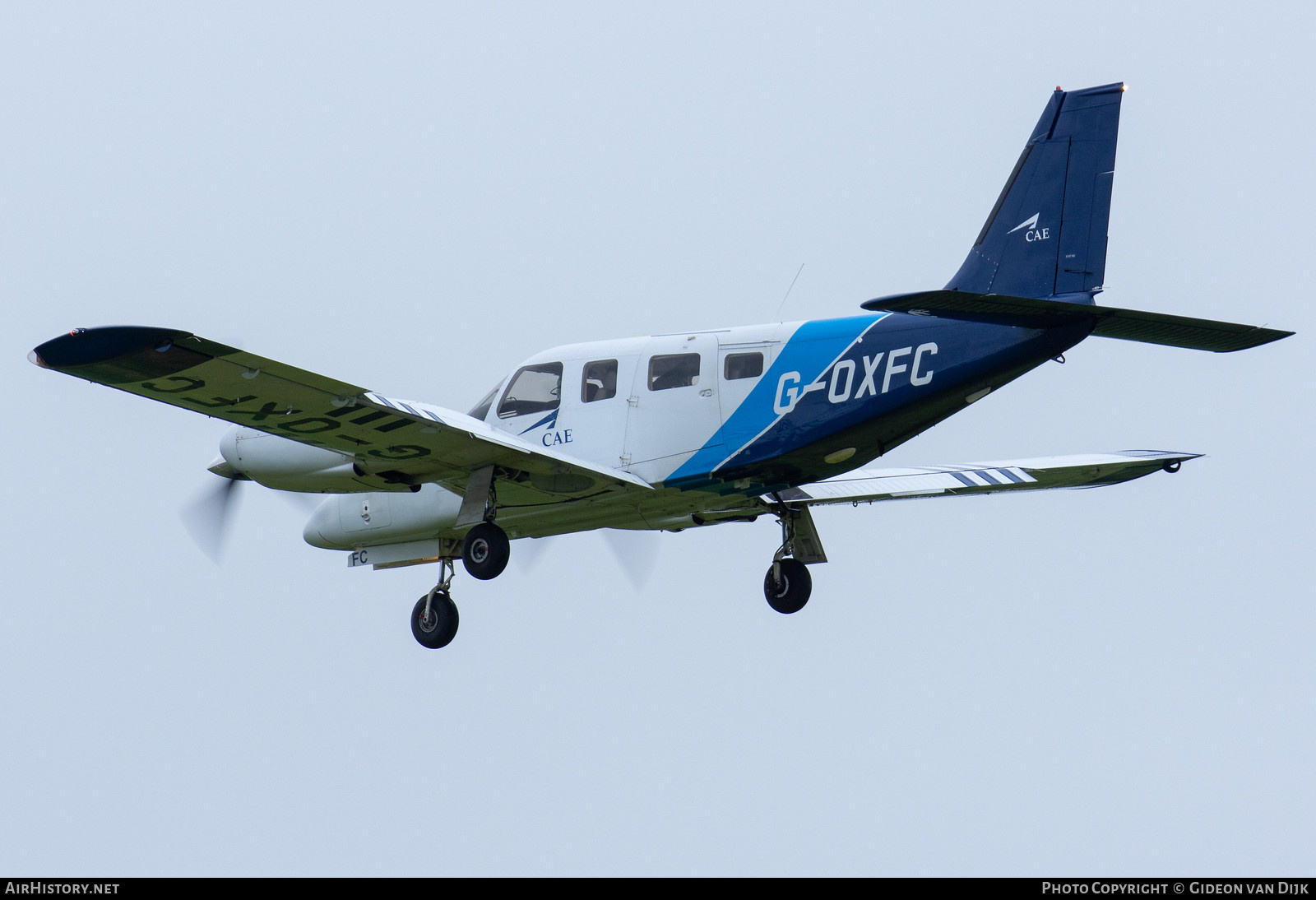 Aircraft Photo of G-OXFC | Piper PA-34-220T Seneca V | CAE Global Academy | AirHistory.net #672988