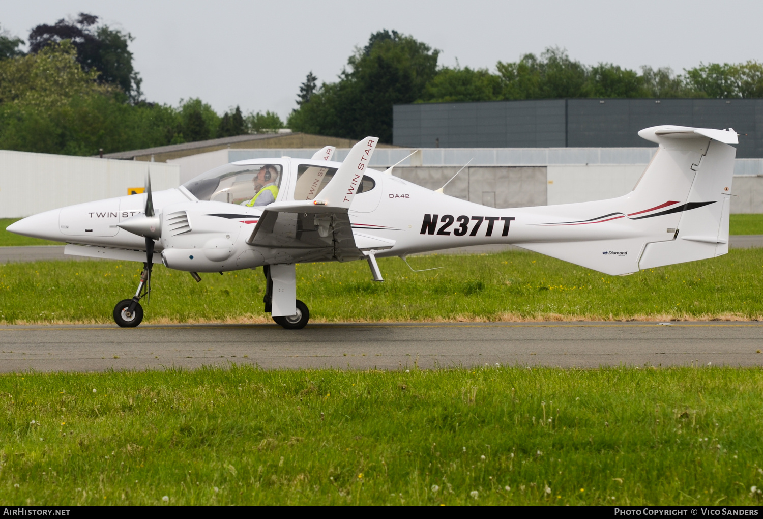 Aircraft Photo of N237TT | Diamond DA42 Twin Star | AirHistory.net #673047