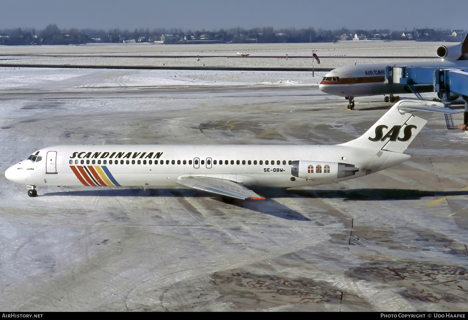 Aircraft Photo of SE-DBW | McDonnell Douglas DC-9-41 | Scandinavian Airlines - SAS | AirHistory.net #673088