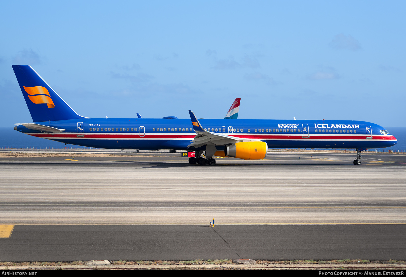 Aircraft Photo of TF-ISX | Boeing 757-3E7 | Icelandair | AirHistory.net #673135