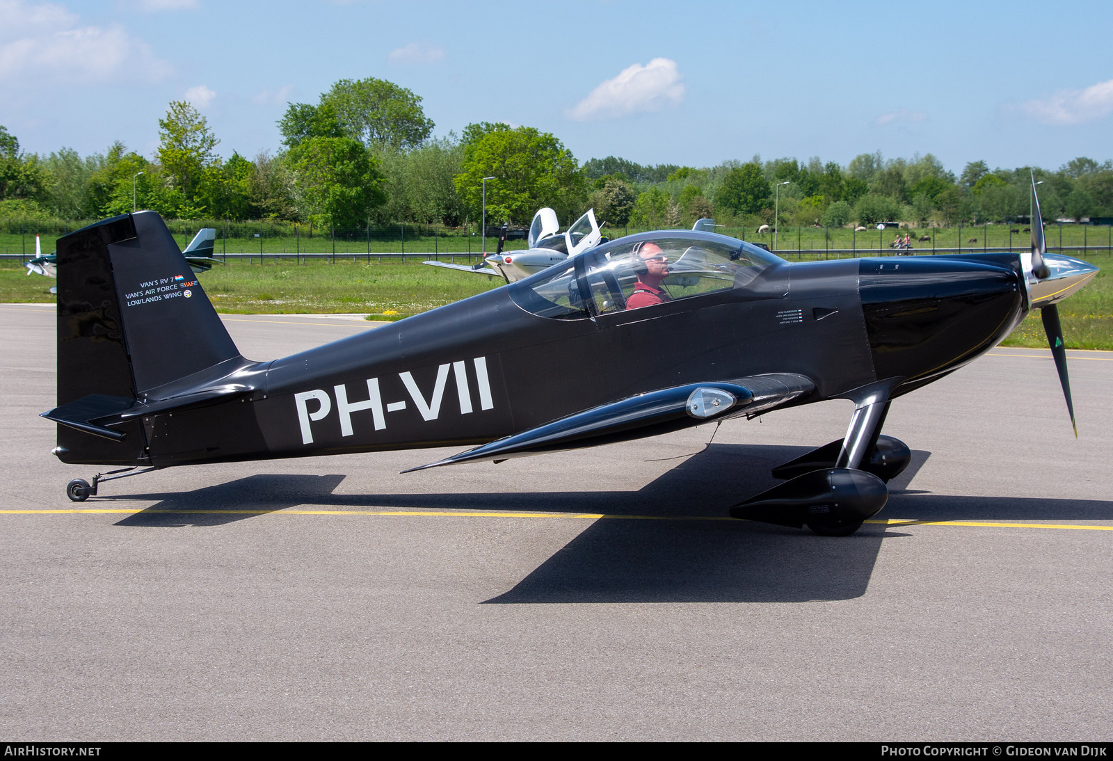 Aircraft Photo of PH-VII | Van's RV-7 | AirHistory.net #673319