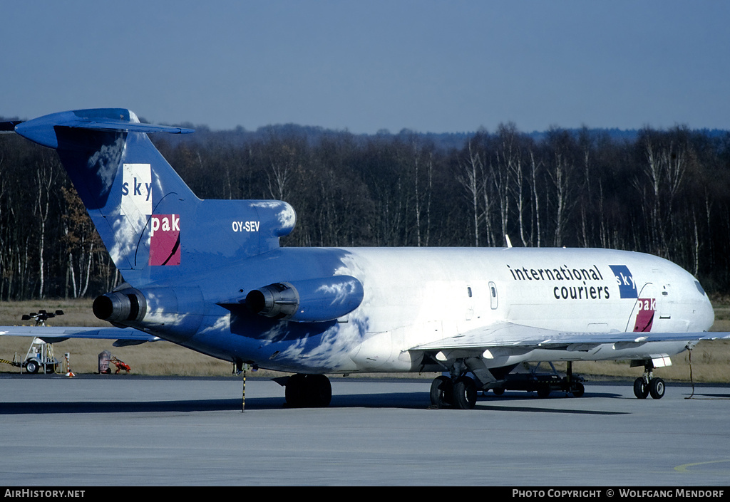 Aircraft Photo of OY-SEV | Boeing 727-281(F) | Sky Pak International Couriers | AirHistory.net #673376