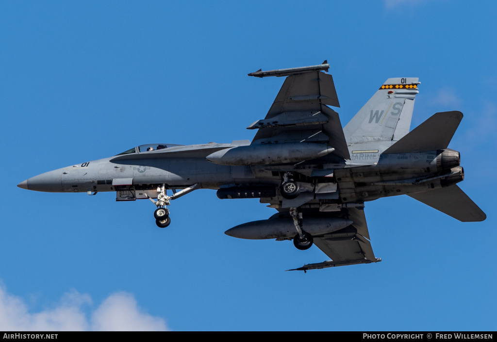 Aircraft Photo of 164881 | McDonnell Douglas F/A-18C Hornet | USA - Marines | AirHistory.net #673379