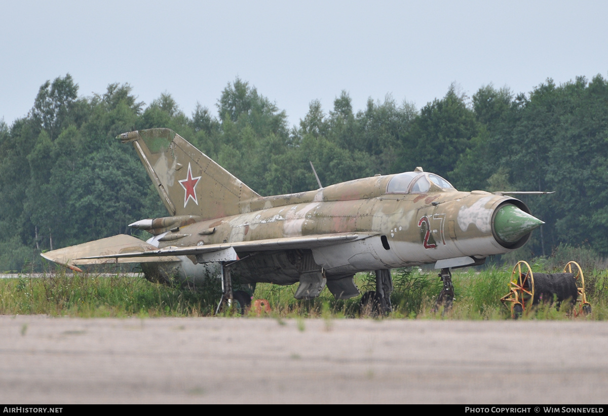 Aircraft Photo of 27 red | Mikoyan-Gurevich MiG-21PFM | Soviet Union - Air Force | AirHistory.net #673417