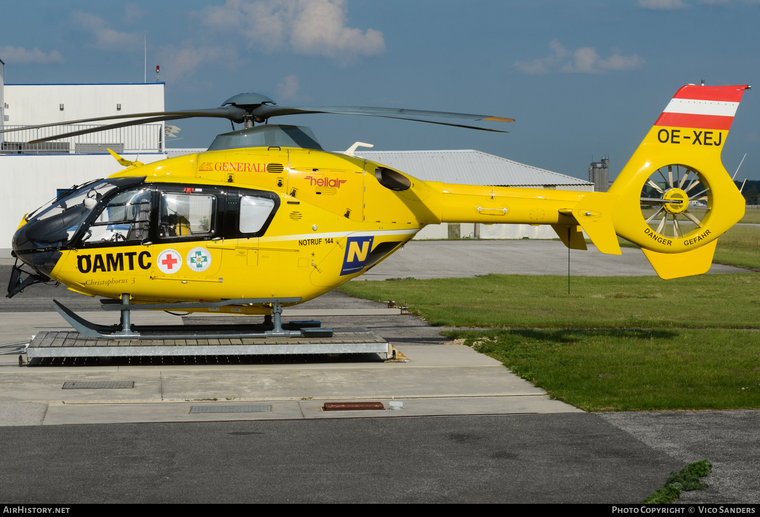 Aircraft Photo of OE-XEJ | Eurocopter EC-135T-2 | ÖAMTC | AirHistory.net #673452