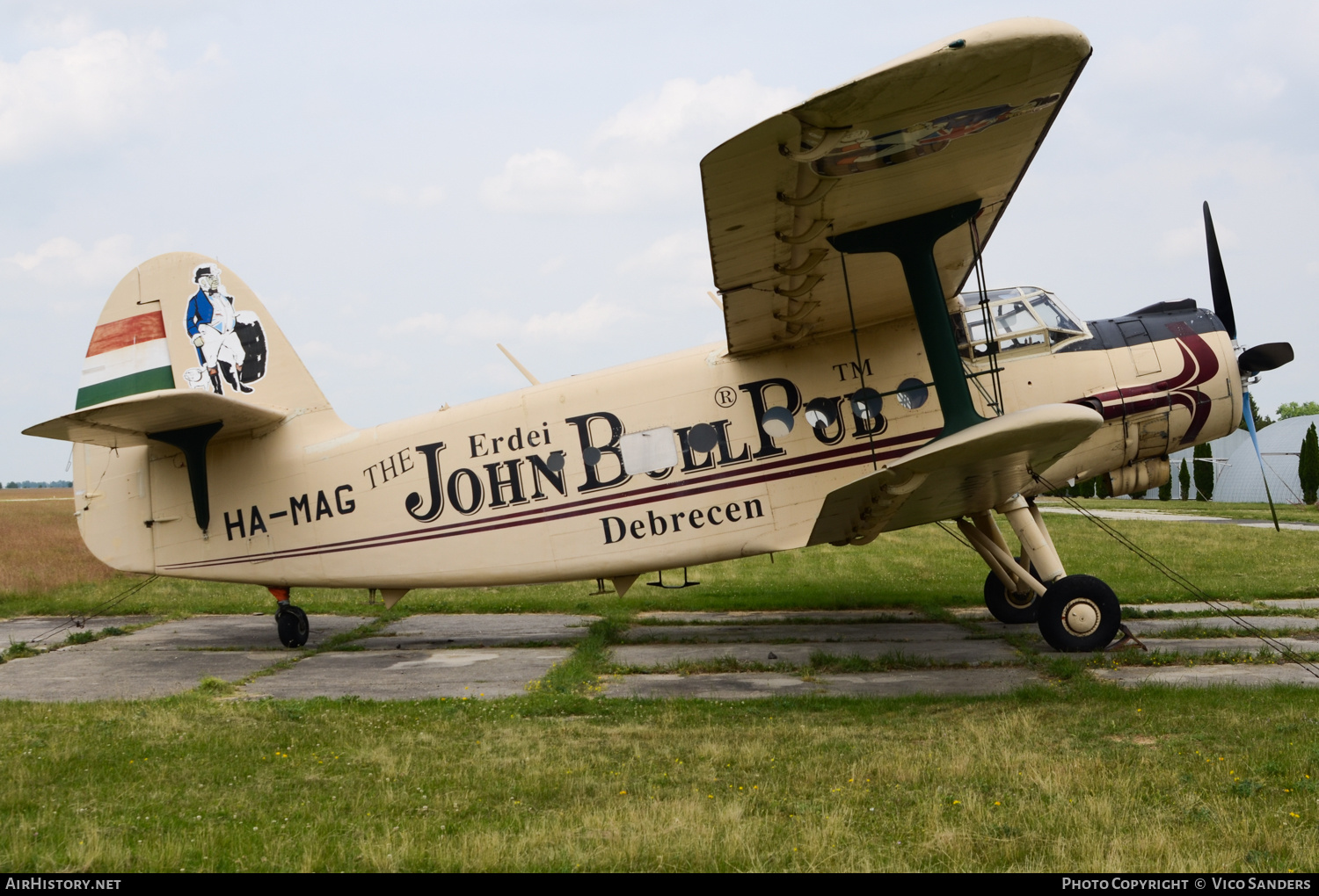 Aircraft Photo of HA-MAG | Antonov An-2P | AirHistory.net #673470