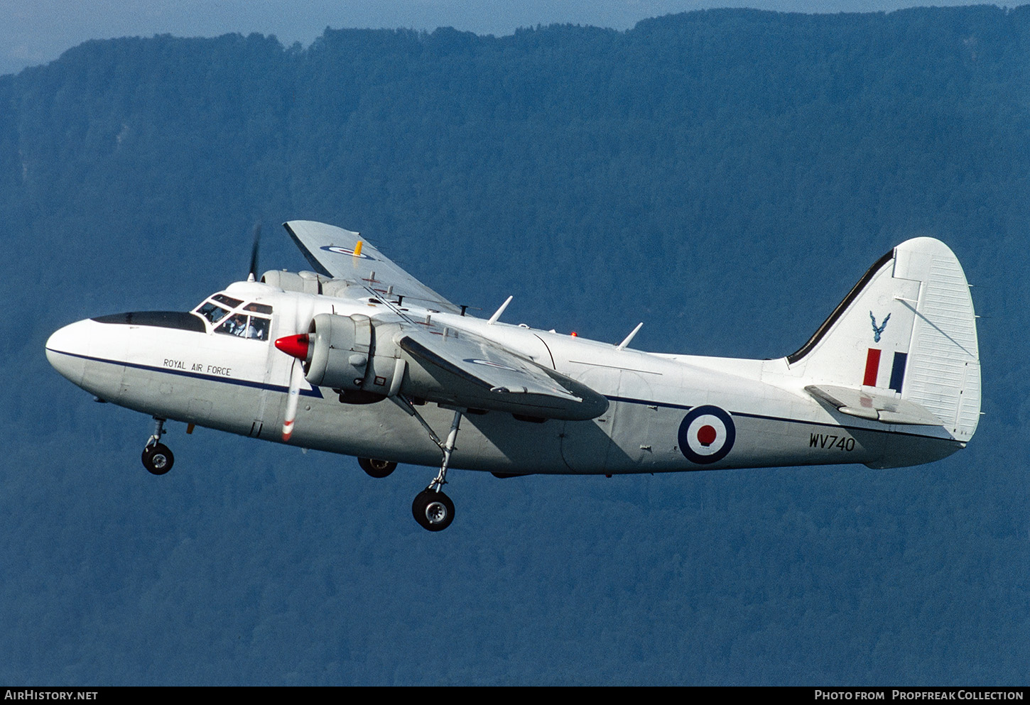 Aircraft Photo of G-BNPH / WV740 | Hunting-Percival P.66 Pembroke C.1 | UK - Air Force | AirHistory.net #673551