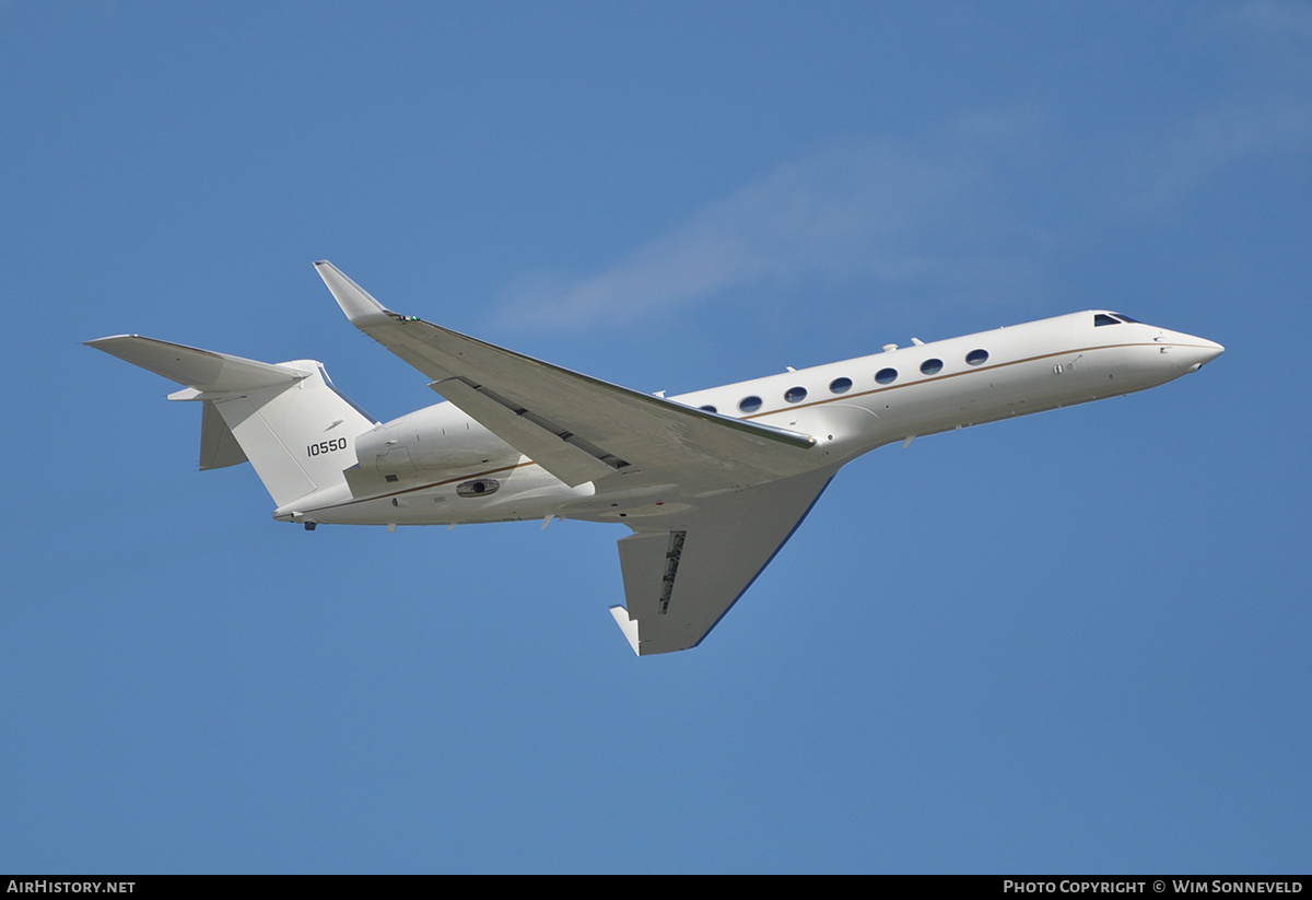 Aircraft Photo of 11-0550 / 10550 | Gulfstream Aerospace C-37B Gulfstream G550 (G-V-SP) | USA - Air Force | AirHistory.net #673599