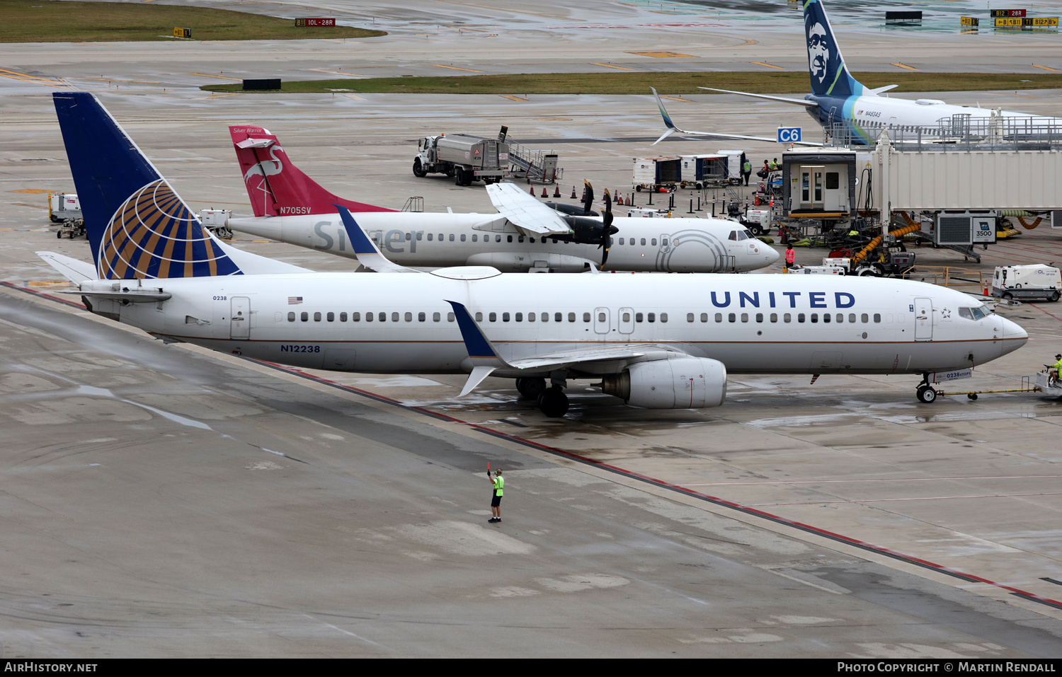 Aircraft Photo of N12238 | Boeing 737-824 | United Airlines | AirHistory.net #673626