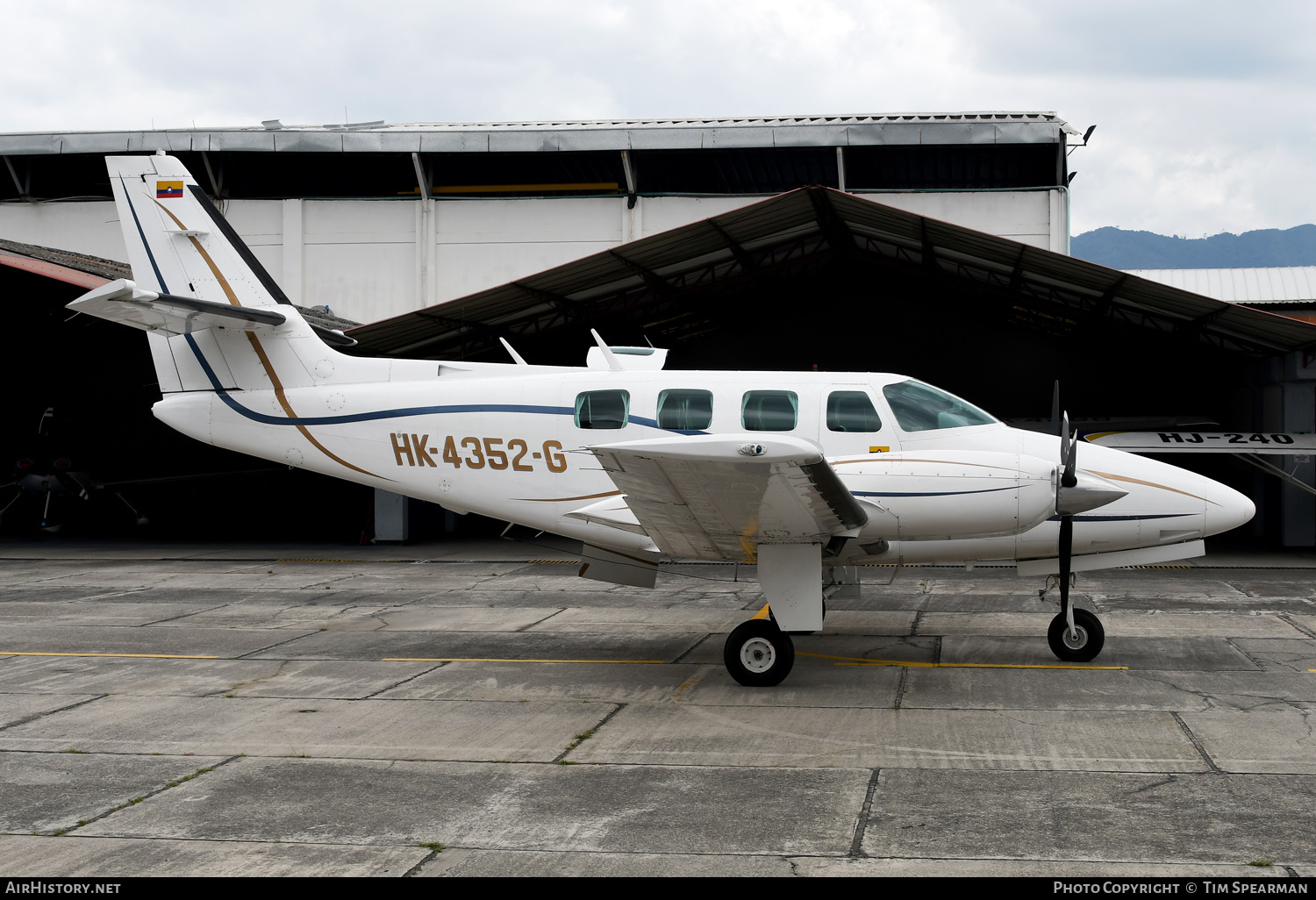 Aircraft Photo of HK-4352-G | Cessna T303 Crusader | AirHistory.net #673635