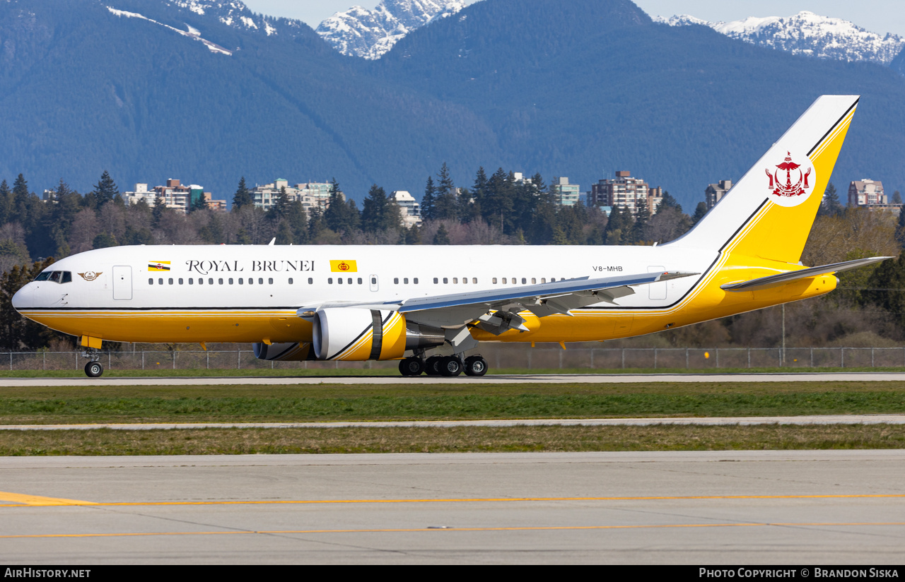 Aircraft Photo of V8-MHB | Boeing 767-27G/ER | Royal Brunei Airlines | AirHistory.net #673789