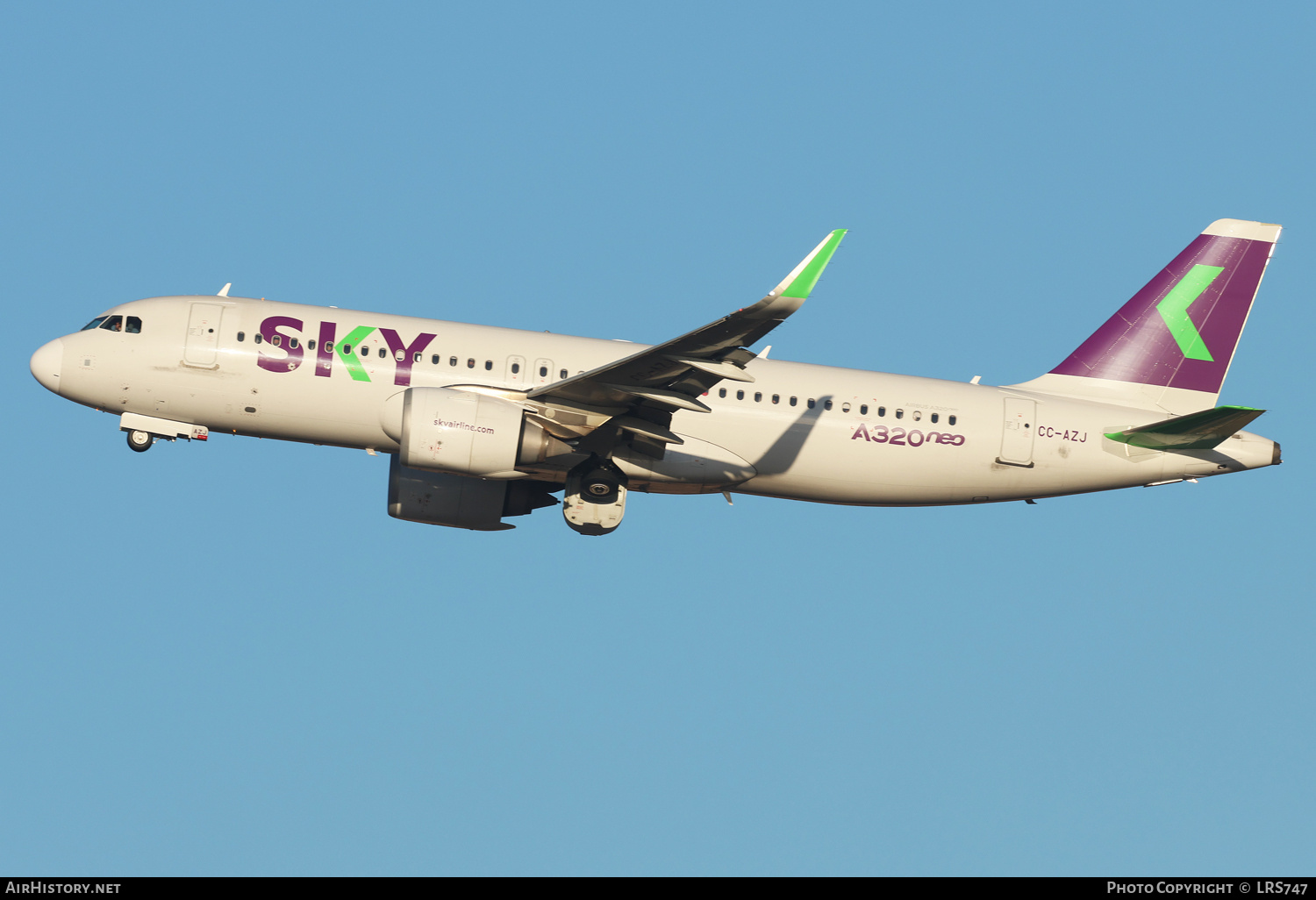 Aircraft Photo of CC-AZJ | Airbus A320-251N | Sky Airline | AirHistory.net #673895