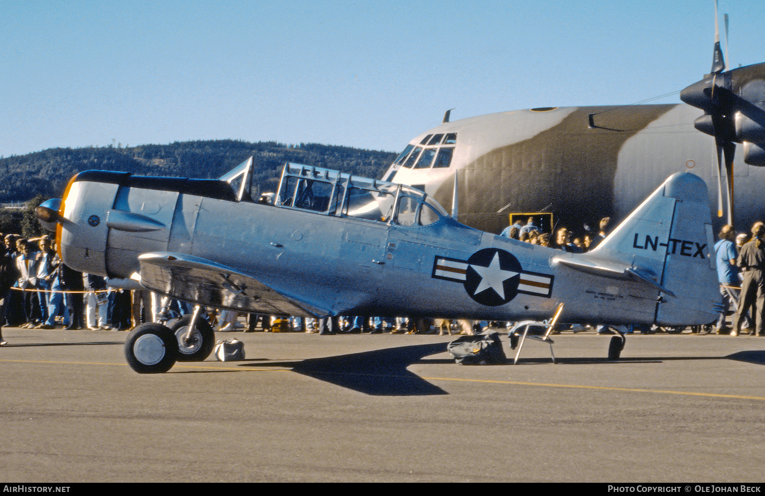 Aircraft Photo of LN-TEX | North American AT-16 Harvard IIB | Warbirds of Norway | USA - Air Force | AirHistory.net #673965