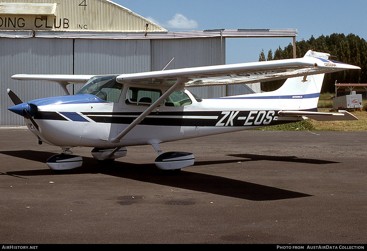 Aircraft Photo of ZK-EOS | Cessna 172N Skyhawk | AirHistory.net #674029