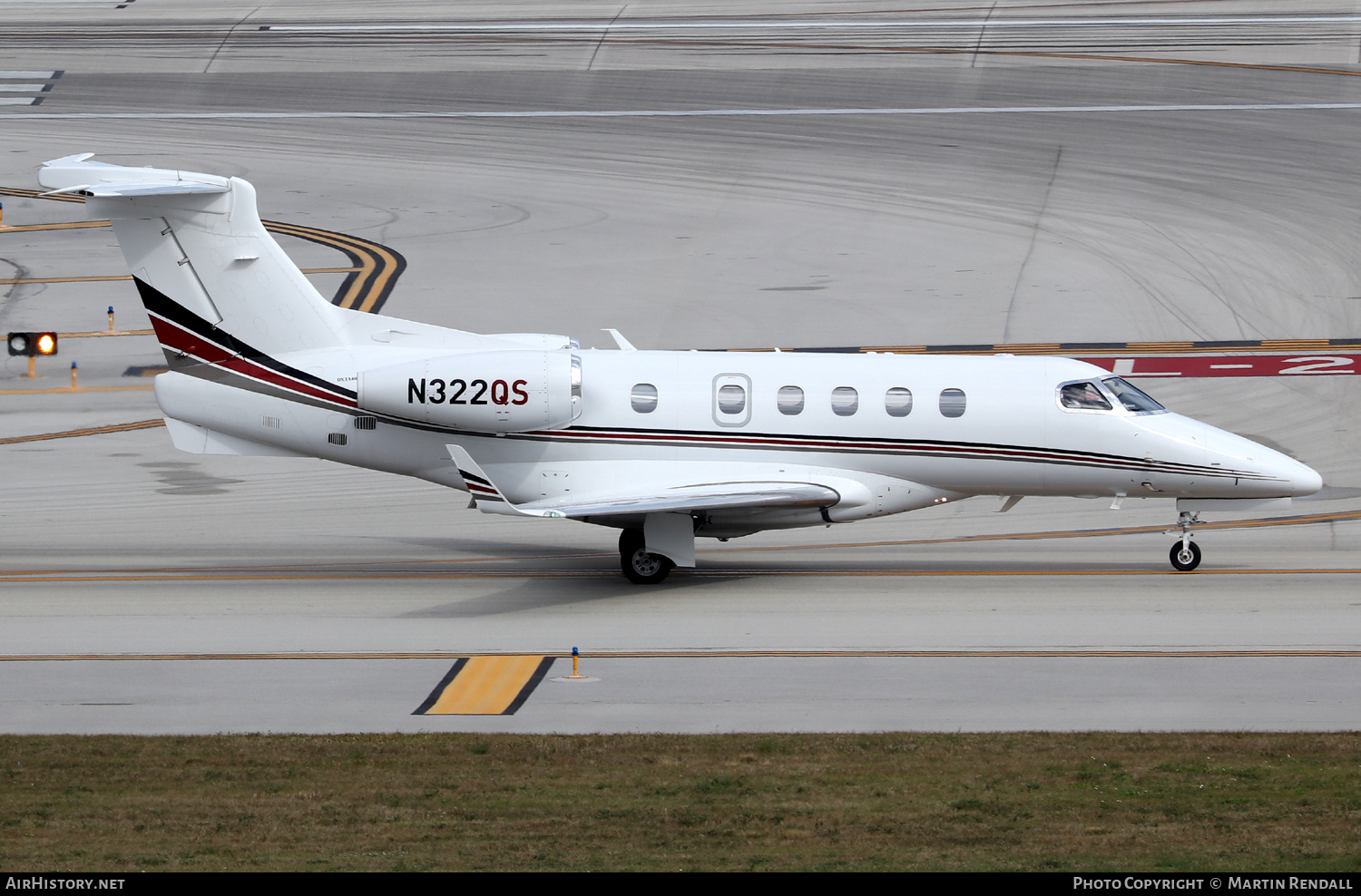 Aircraft Photo of N322QS | Embraer EMB-505 Phenom 300 | AirHistory.net #674040
