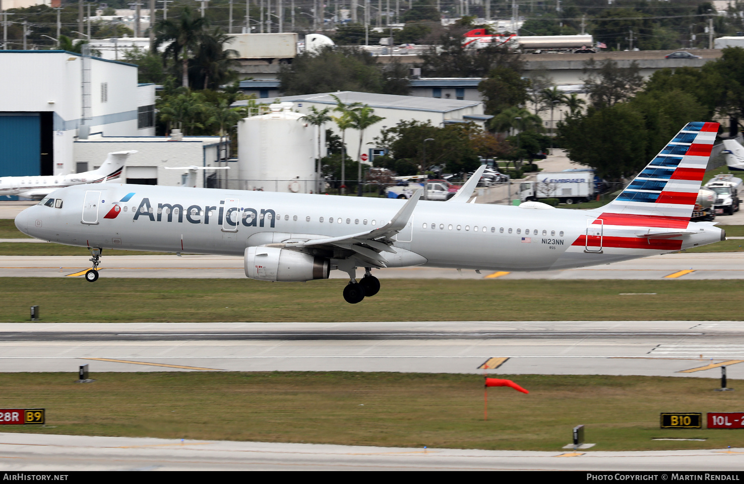 Aircraft Photo of N123NN | Airbus A321-231 | American Airlines | AirHistory.net #674109