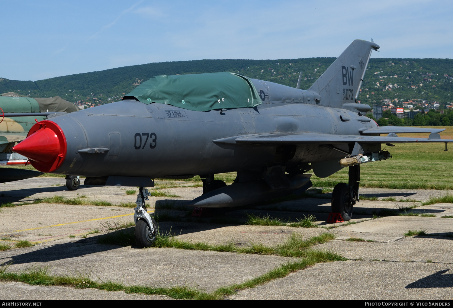 Aircraft Photo of 091 / AF04-073 | Mikoyan-Gurevich MiG-21UM | Hungary - Air Force | USA - Air Force | AirHistory.net #674127
