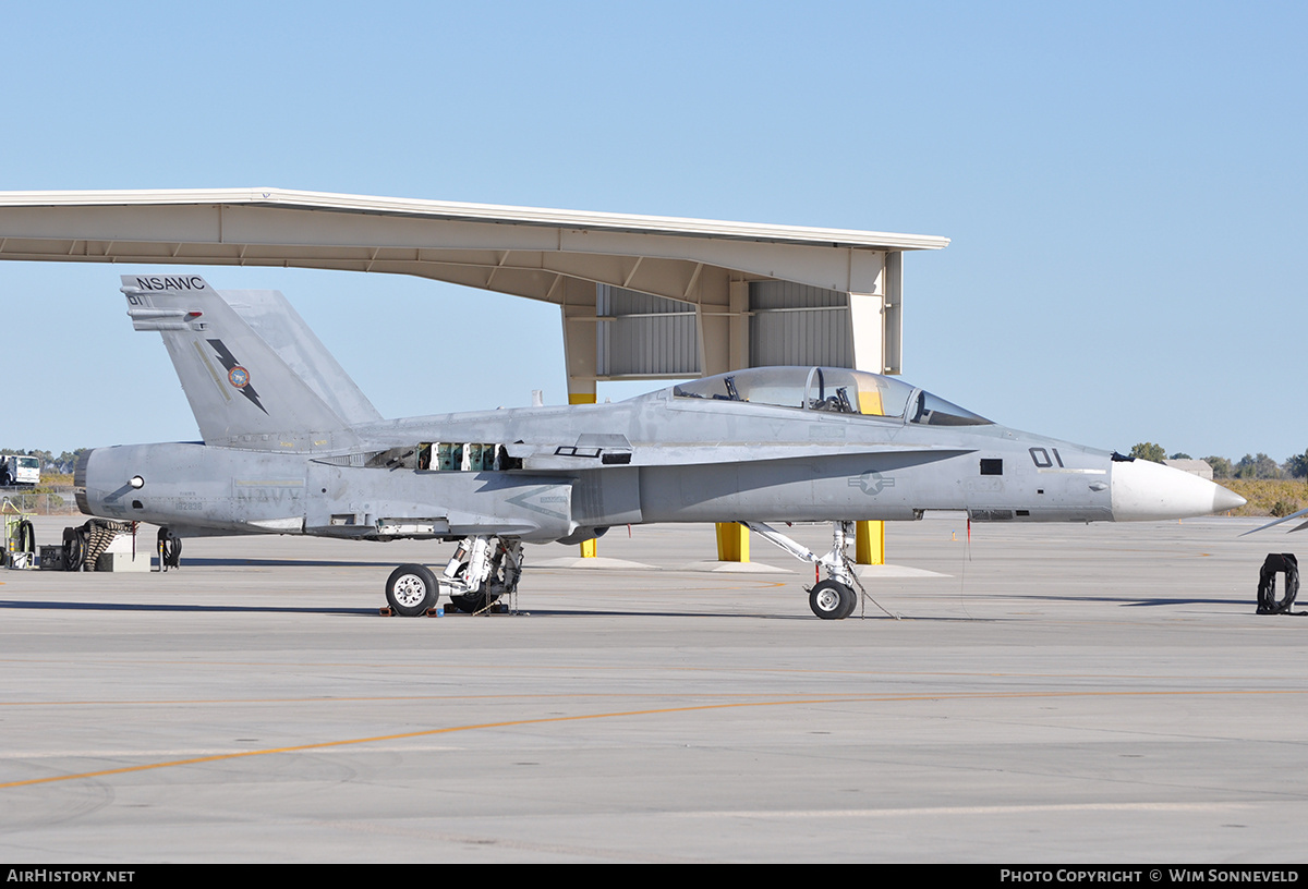 Aircraft Photo of 162836 | McDonnell Douglas F/A-18B Hornet | USA - Navy | AirHistory.net #674179