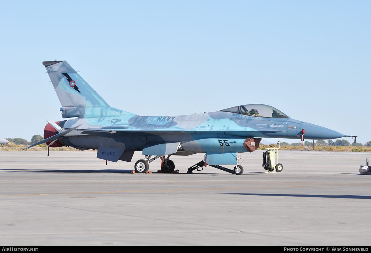 Aircraft Photo of 900946 | General Dynamics F-16A Fighting Falcon | USA - Navy | AirHistory.net #674184