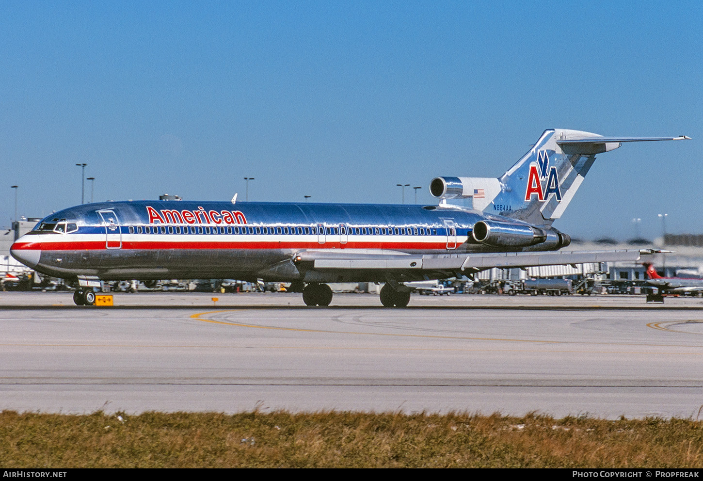 Aircraft Photo of N884AA | Boeing 727-223/Adv | American Airlines | AirHistory.net #674206