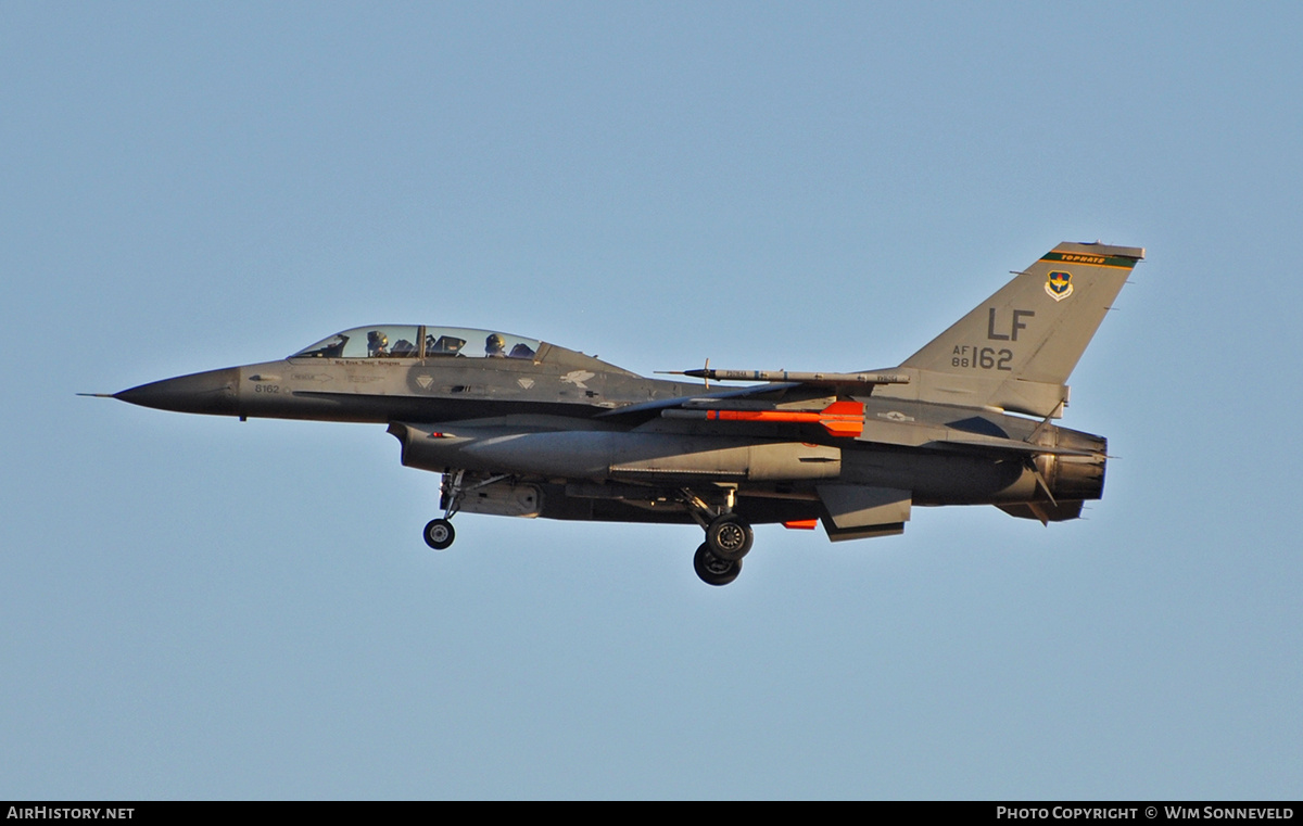 Aircraft Photo of 88-0162 | General Dynamics F-16D Fighting Falcon | USA - Air Force | AirHistory.net #674262