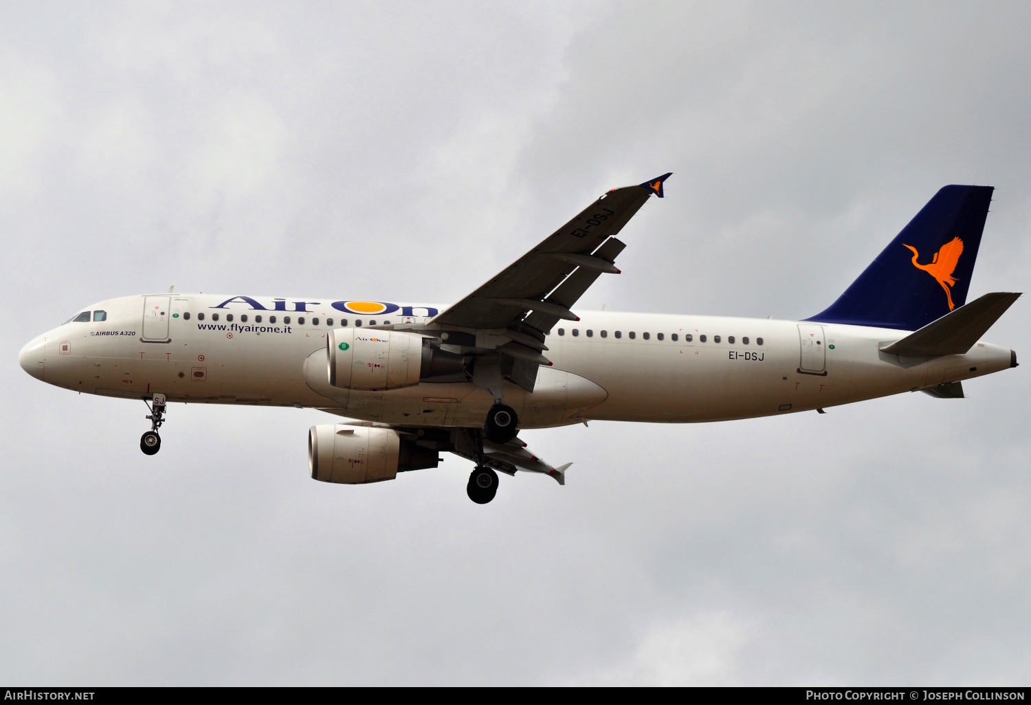 Aircraft Photo of EI-DSJ | Airbus A320-216 | Air One | AirHistory.net #674304