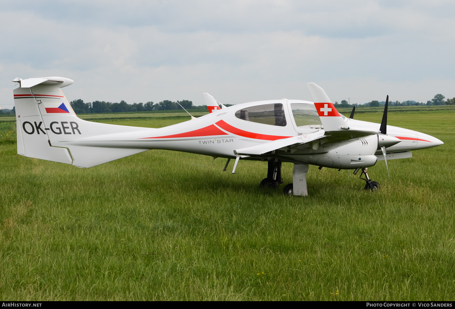 Aircraft Photo of OK-GER | Diamond DA42 Twin Star | AirHistory.net #674418