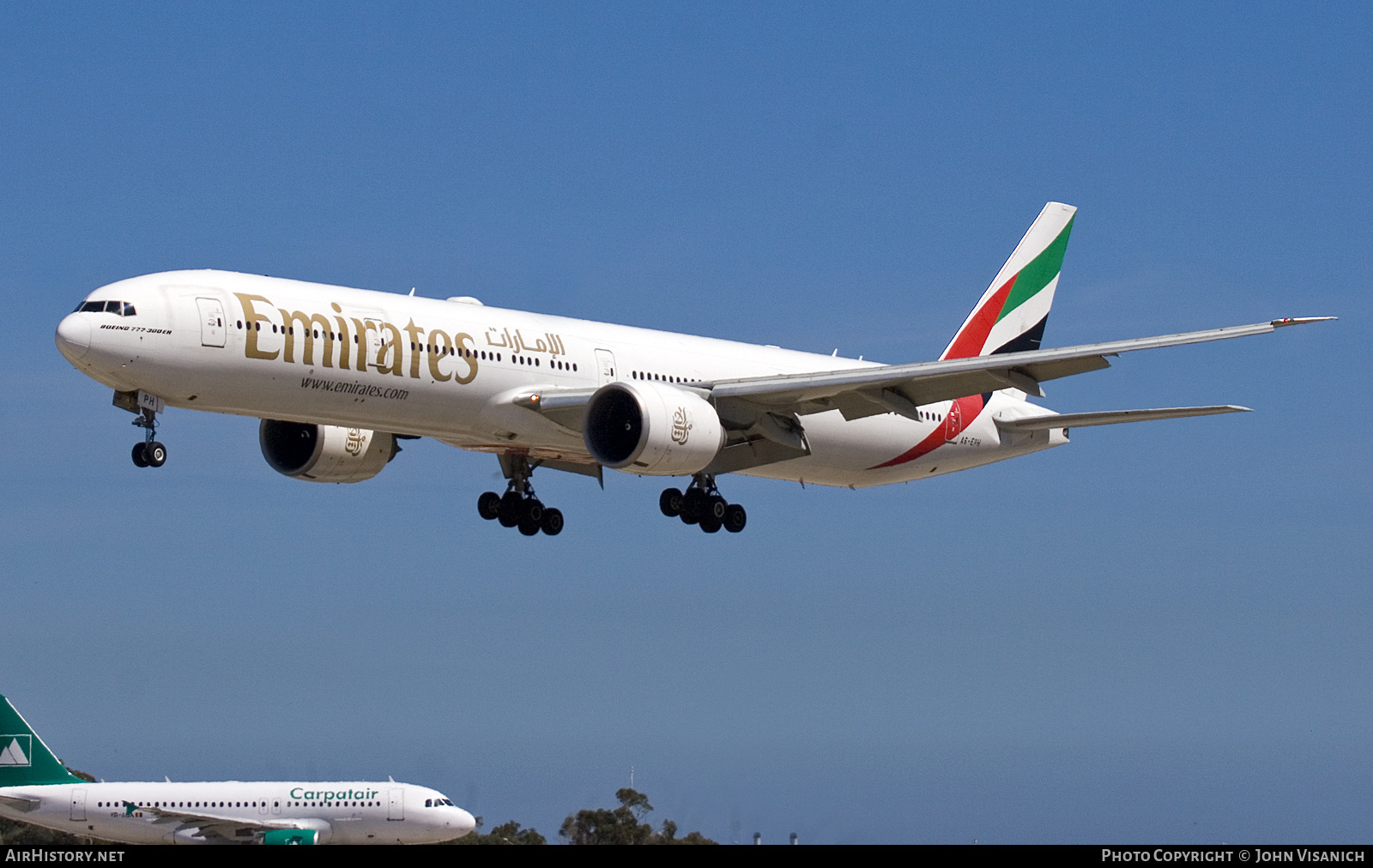 Aircraft Photo of A6-EPH | Boeing 777-31H/ER | Emirates | AirHistory.net #674578