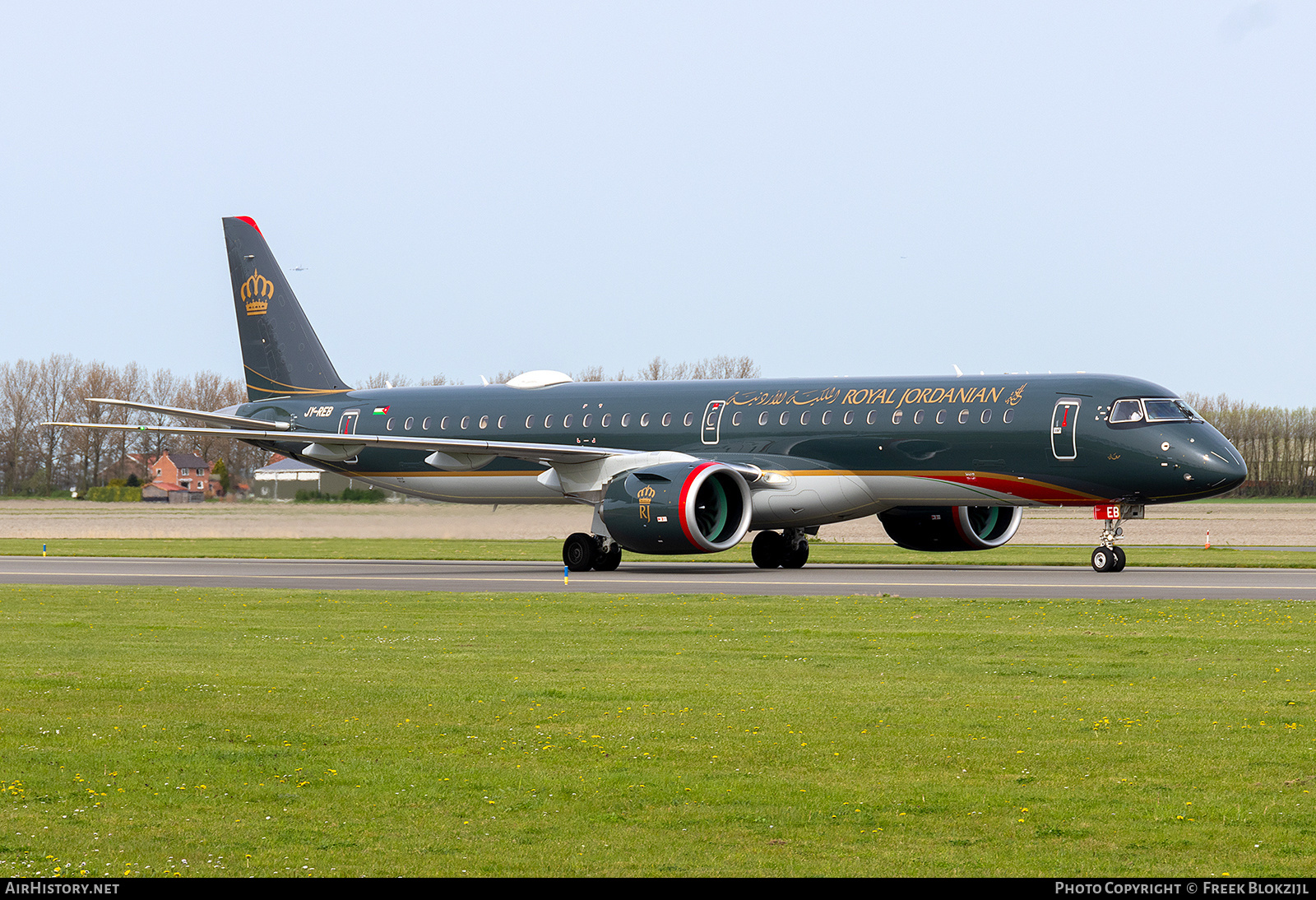 Aircraft Photo of JY-REB | Embraer 195-E2 (ERJ-190-400) | Royal Jordanian Airlines | AirHistory.net #674681