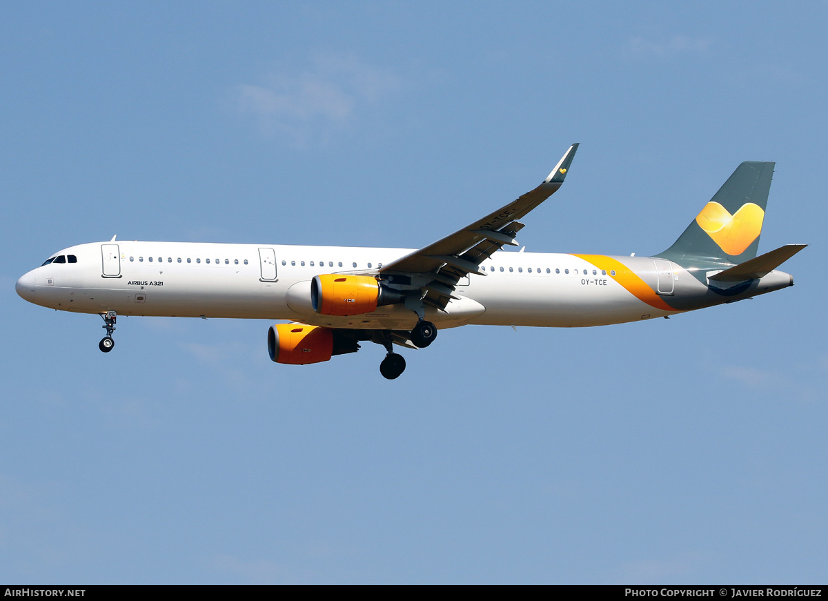 Aircraft Photo of OY-TCE | Airbus A321-211 | AirHistory.net #674716