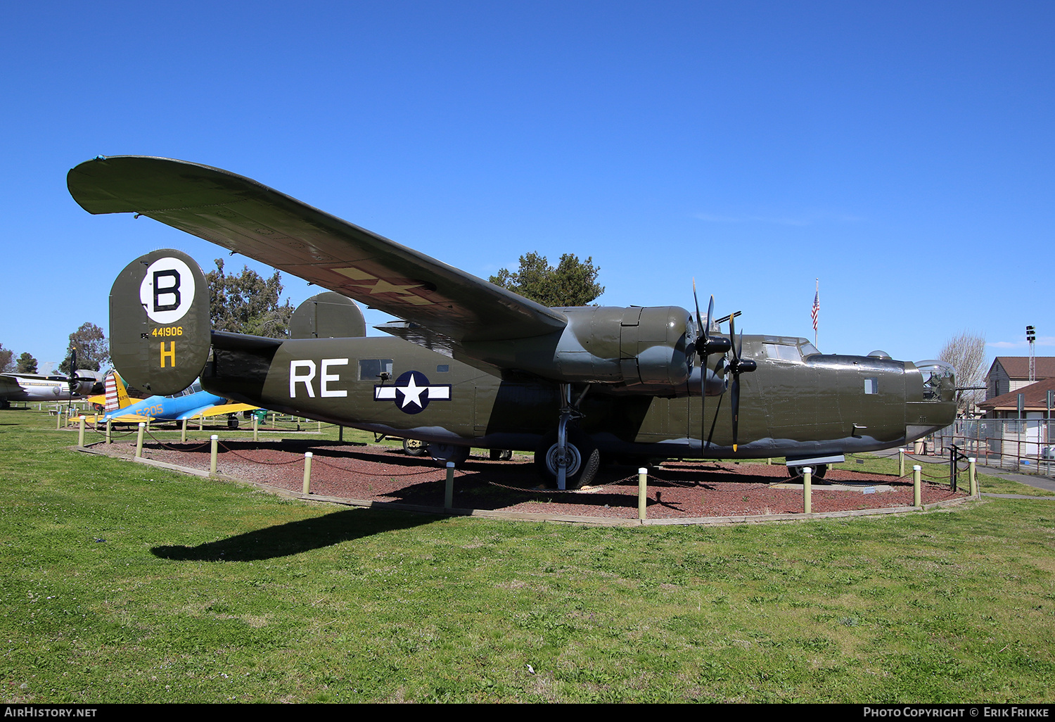 Aircraft Photo of 44-41916 / 441916 | Consolidated B-24M Liberator | USA - Air Force | AirHistory.net #674797