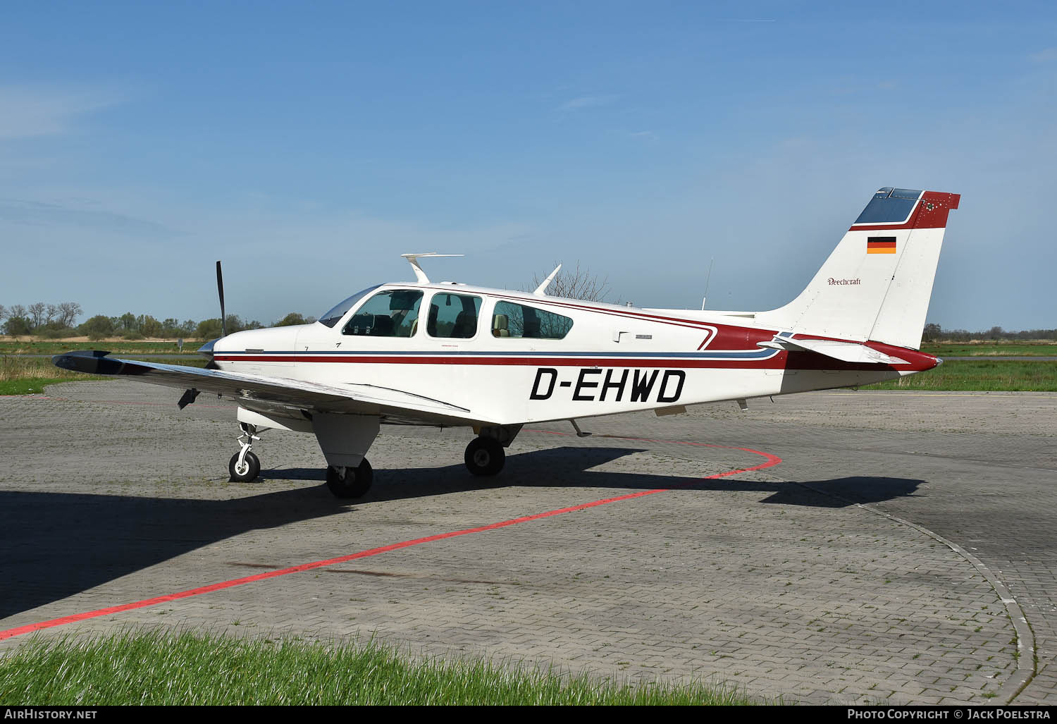 Aircraft Photo of D-EHWD | Beech F33A Bonanza | AirHistory.net #674826